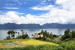 Panorama Danau Maninjau