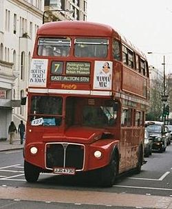 AEC Routemaster RML 2473 v dubnu 2002