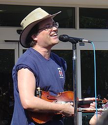 Gano in concert with Violent Femmes, 2006