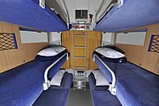 15.–16. KW Liegewagenabteil mit sechs Liegeplätzen im ÖBB Nightjet (2011).