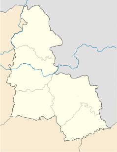 Mapa konturowa obwodu sumskiego, na dole nieco na prawo znajduje się punkt z opisem „Stadion Naftowyk”