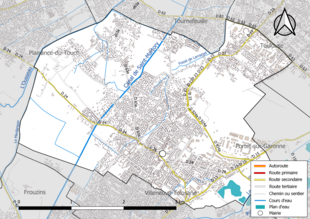 Carte en couleur présentant le réseau hydrographique de la commune