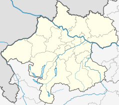 Mapa konturowa Górnej Austrii, blisko centrum na lewo znajduje się punkt z opisem „Zell am Pettenfirst”