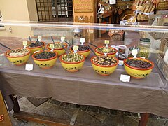 Olives marinées du marché de Saint-Tropez