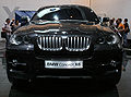 Zwarte X6 in Showroom