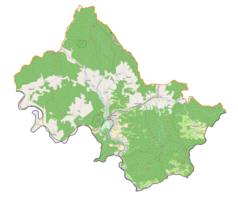 Mapa konturowa gminy Muszyna, po lewej nieco na dole znajduje się punkt z opisem „Tunel kolejowy w Żegiestowie”