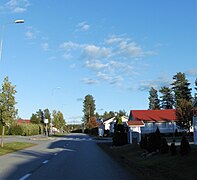 Hallilanvuoren asuinaluetta Peltokukanviita-tien varrella.