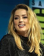 Amber Heard interprète Nadine Cross