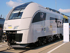 … Siemens Desiro ML mit crashoptimiertem Kopfmodul