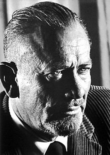 Văn hào John Steinbeck năm 1962