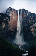 Salto Ángel (Kerepakupai Vená, 979 m), parc national Canaima, Venezuela (patrimoine de l'UNESCO en 1994).