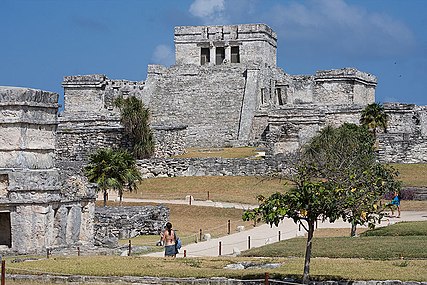 El Castillo