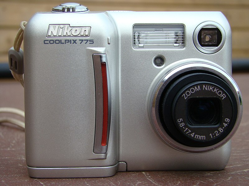 File:Nikon Coolpix 775.JPG