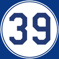 Roy Campanella (C). Retirado el 4 de junio de 1972.