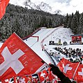 Blick vom Zielstadion auf den Zielhang der Abfahrtpiste Lauberhorn, 2016