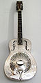 Resonator guitar