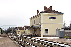 Image illustrative de l’article Ligne de Cravant - Bazarnes à Dracy-Saint-Loup