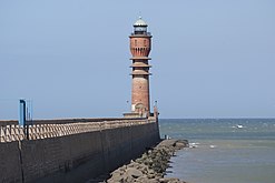 2008 - Partie septentrionale de la jetée du phare où l'on pêche généralement.