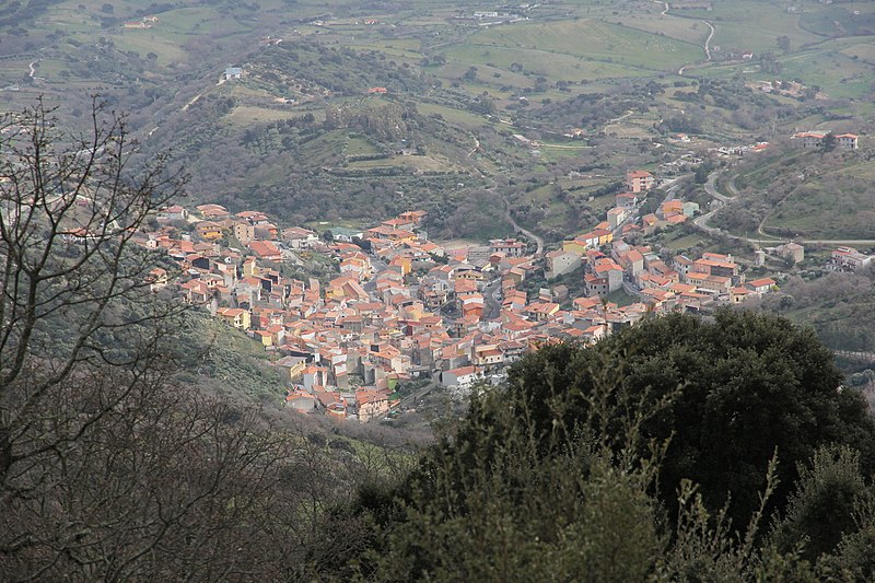 File:Bultei, panorama (03).jpg