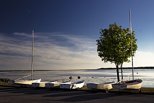 Лодки на берегу Балтийского моря