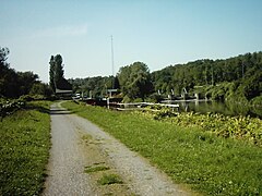 L'écluse et son barrage.