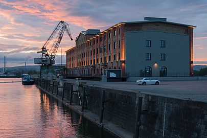 Das Weinlagergebäude im Hafen