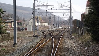 L'intérieur de la gare et son faisceau de voies en 2011.