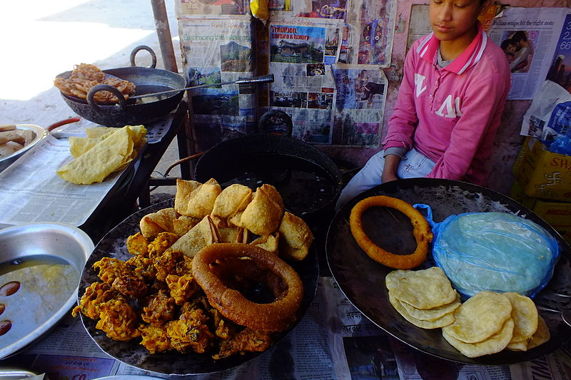 File:2015-3 Budhanilkantha,Nepal-DSCF5263.JPG