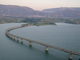 The bridge (1352 m.) over Lake Polyfyto