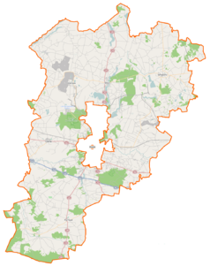 Mapa konturowa powiatu konińskiego, u góry znajduje się punkt z opisem „Koszewo”