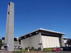 L'église Saint-Jean-Baptiste.