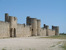 Aigues-Mortes Walls 01.jpg