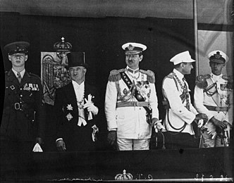 Prince Michael of Romania, President Edvard Beneš of Czechoslovakia, King Carol II of Romania, Prince Regent Paul of Yugoslavia, and Prince Nicholas of Romania, in Bucharest, Romania in 1936.