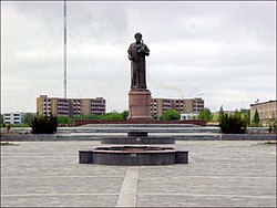 Navoiy-Statue in Navoiy