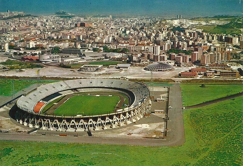 File:Stadio-santelia.jpeg