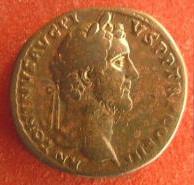 Ofbeeldienge:AntoniusPiusSestertius.jpg