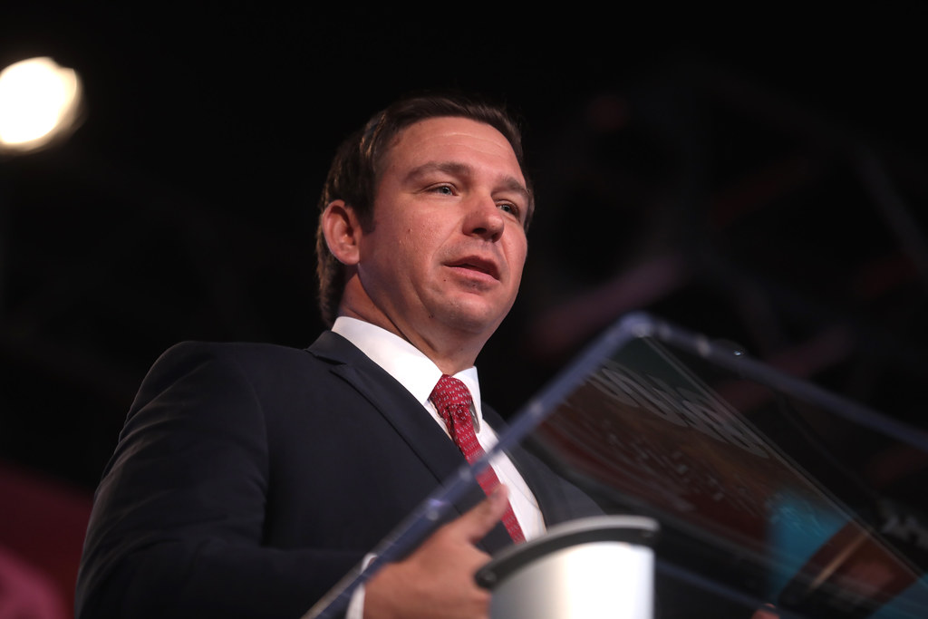 Ron DeSantis liberou exigência de passaporte de vacinas na Flórida (Foto: Flickr)