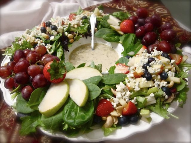 Winter Berry Salad wreath