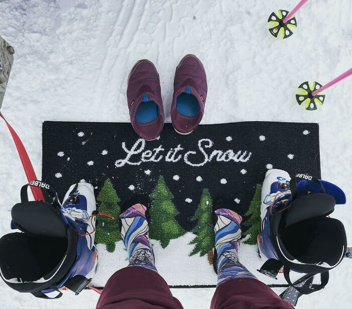 Skiing Lpt: Get A Doormat For Your Car, It Makes Booting Up Much Easier