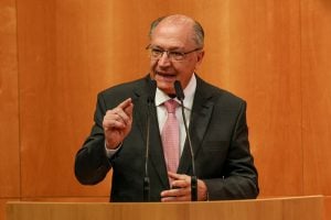 Alckmin: Dólar se acomodará se o Congresso der uma resposta rápida ao pacote fiscal