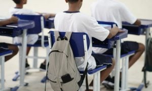 Polêmica exacerbada sobre 'intervalo bíblico' em escolas só beneficia fundamentalistas