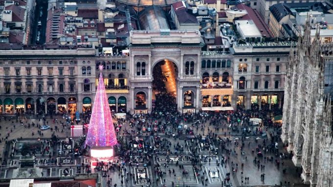 Il fotoreporter Andrea Cherchi in Fondazione Restelli per esaudire il desiderio di Natale di Diamantina