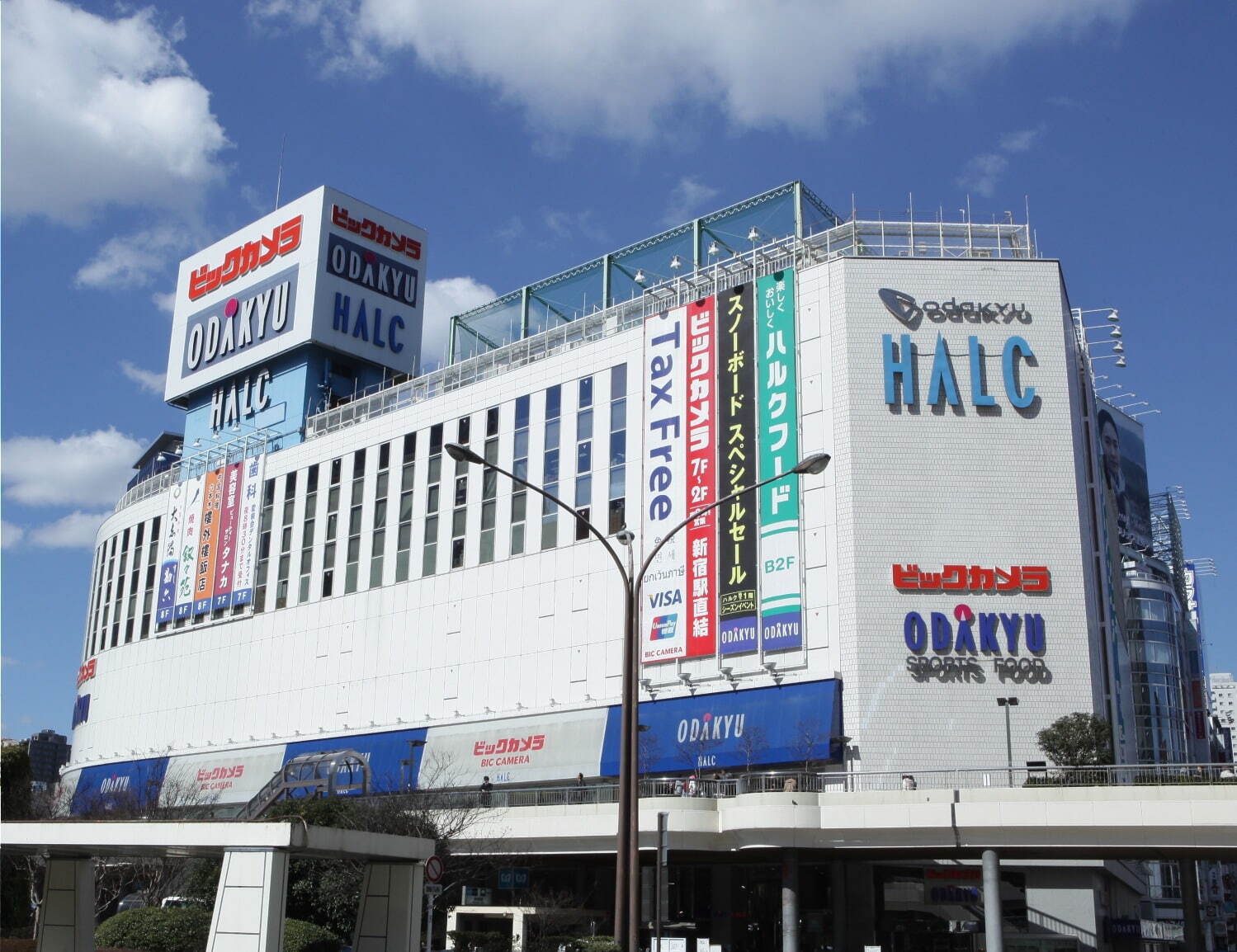 小田急百貨店 新宿店リニューアル、新宿西口ハルク改装オープン＆化粧品・食品など営業継続へ｜写真3