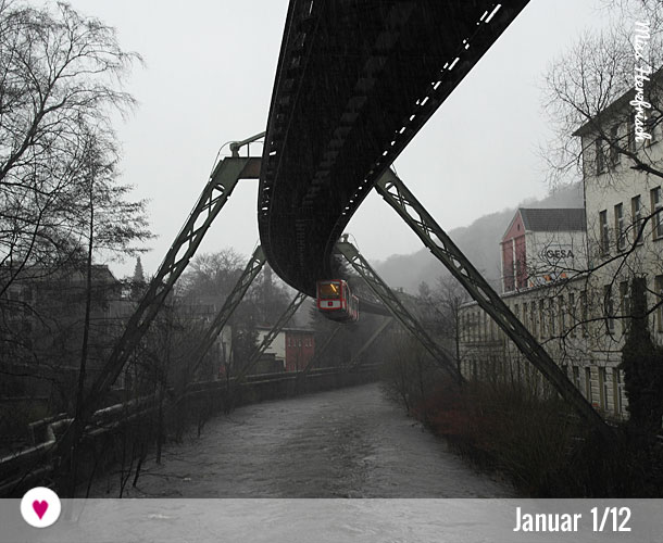 Drei 12tel-Blicke auf Wuppertal