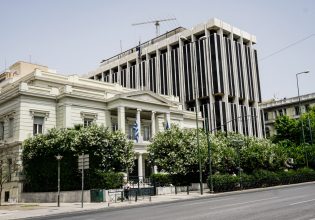 Επαναπατρίστηκαν 33 Έλληνες πολίτες και μέλη των οικογενειών τους από τη Συρία