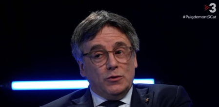 Puigdemont advierte que la legislatura irá “al colapso” si se impide el debate sobre la cuestión de confianza