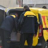 03.12.2024., Sibenik - Zbog povecanog broja internetskihnarudzbi postari u prosincu imaju pune ruke posla. Photo: Hrvoje Jelavic/PIXSELL