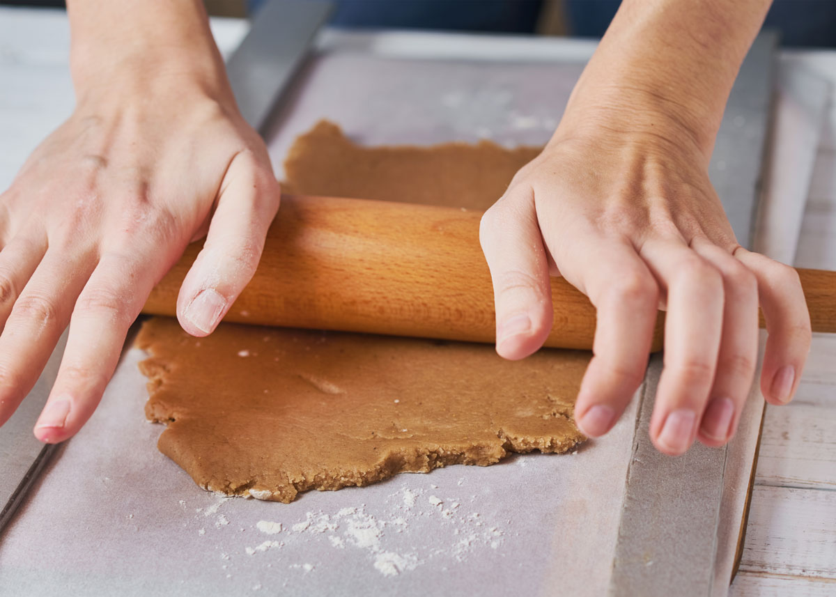 estirar masa de pan de jengibre