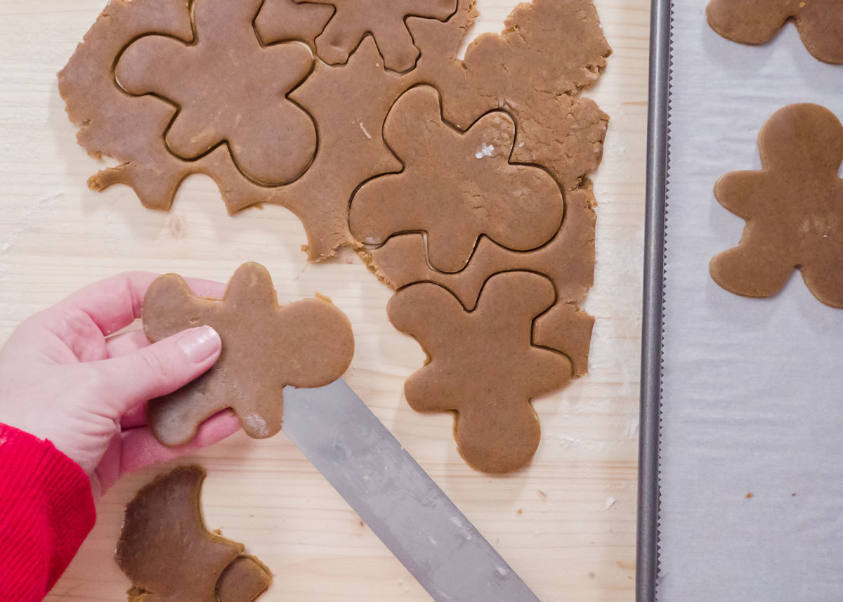 galletas de hombres de jengibre al horno