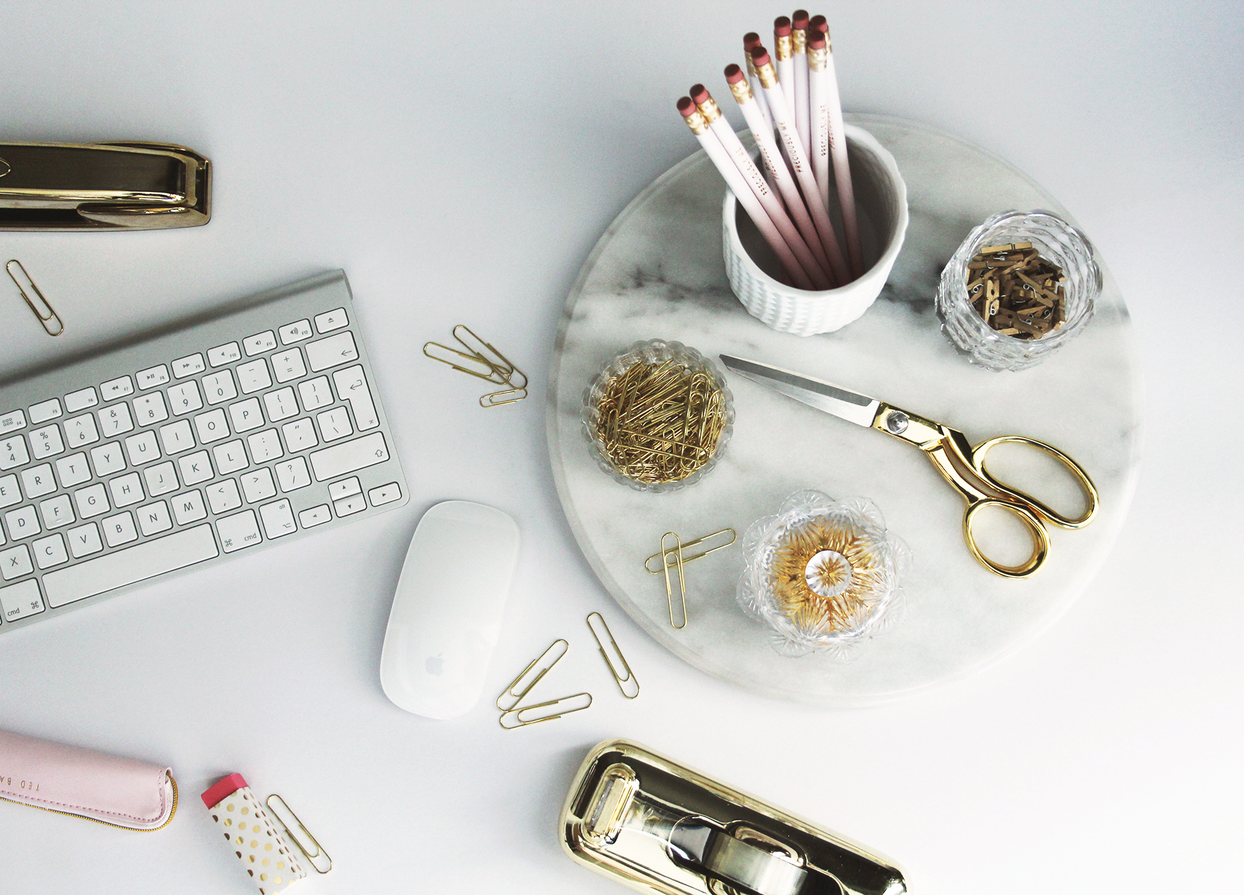 Preciously Me blog : Office - Unexpected Desk Accessories